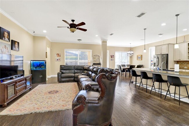 Building Photo - 7231 Sangalla Dr