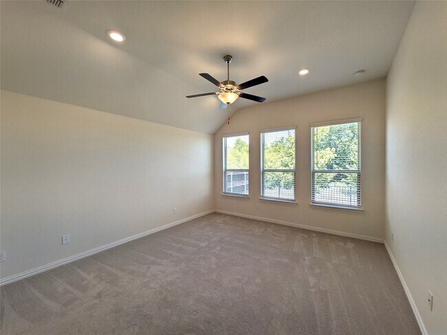 Building Photo - 9324 Bronze Meadow Dr