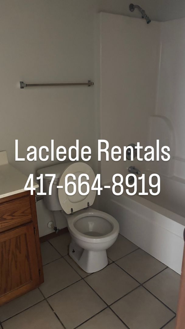 Building Photo - OCTOBER SPECIAL!!!! 3 Beds 2 Bath House