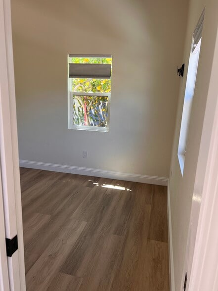 Bedroom - 1219 Laurel St