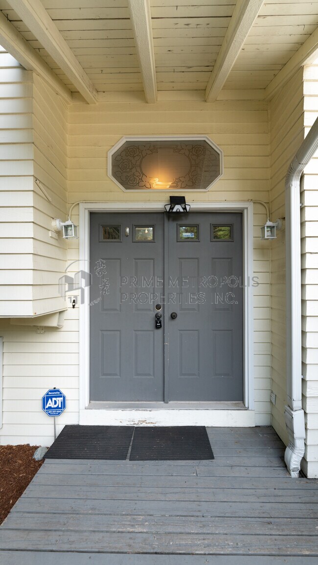 Building Photo - 4813 152nd Pl SE