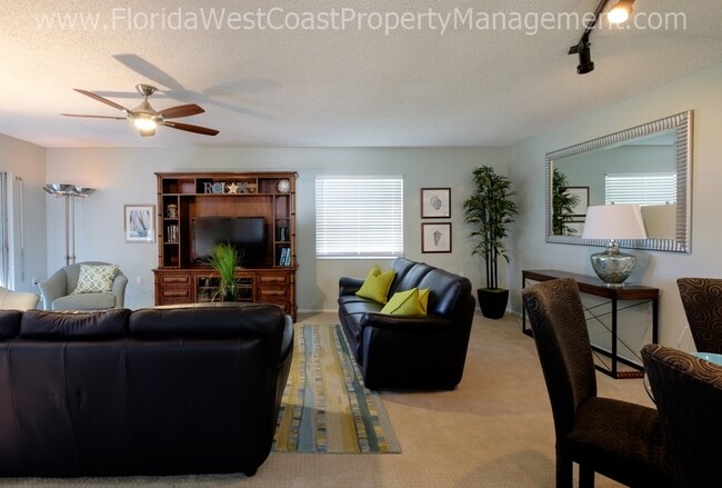 Building Photo - SIESTA KEY! DIRECT WATER VIEWS! ANNUAL LEA...