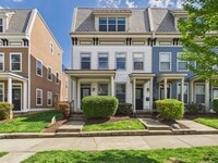 Building Photo - 1112 Porter St