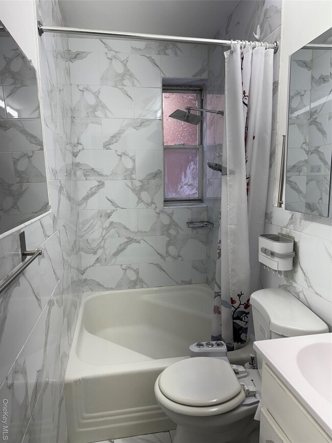 Building Photo - 99-41 64th Ave