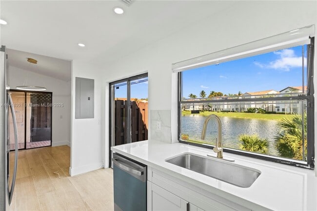 Building Photo - 6225 NW 171st St