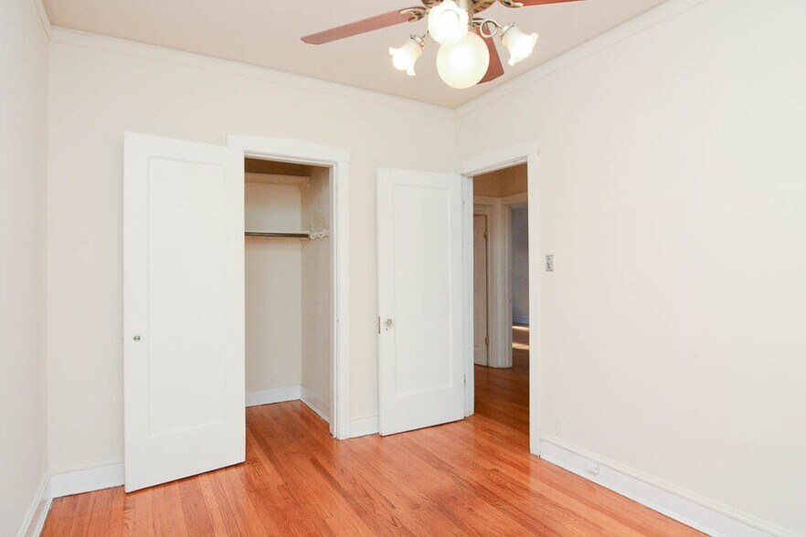 Building Photo - 1315 Oak Ave