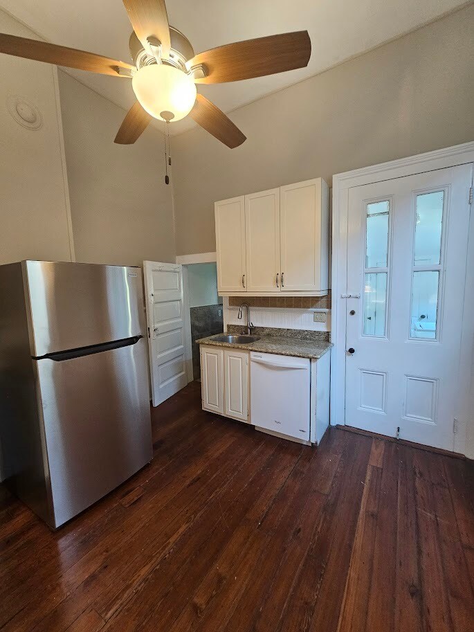 Building Photo - 7317 Cohn St