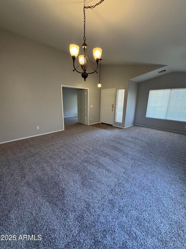 Building Photo - 22530 N Van Loo Dr