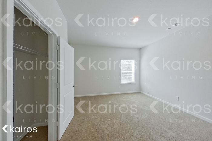 Building Photo - 3452 Bridgewood Dr