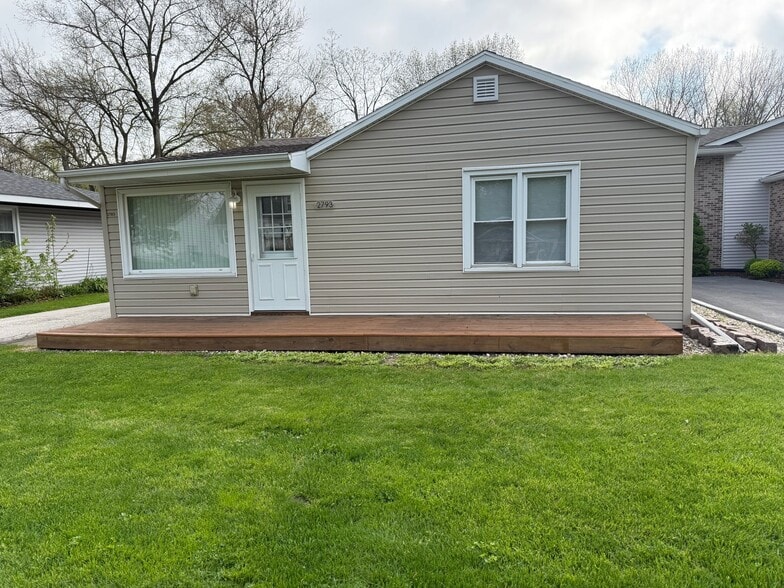 Primary Photo - 2793 Bryant St