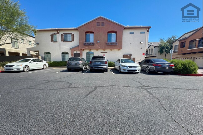 Building Photo - 2727 N Price Rd