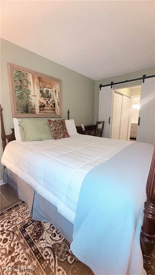 Building Photo - 9540 Green Cypress Ln