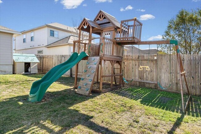 Building Photo - 19040 Kimberlite Dr