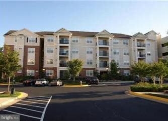 Building Photo - 12957 Centre Park Cir