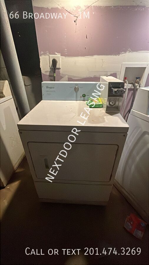 Building Photo - 66 Broadway-1M