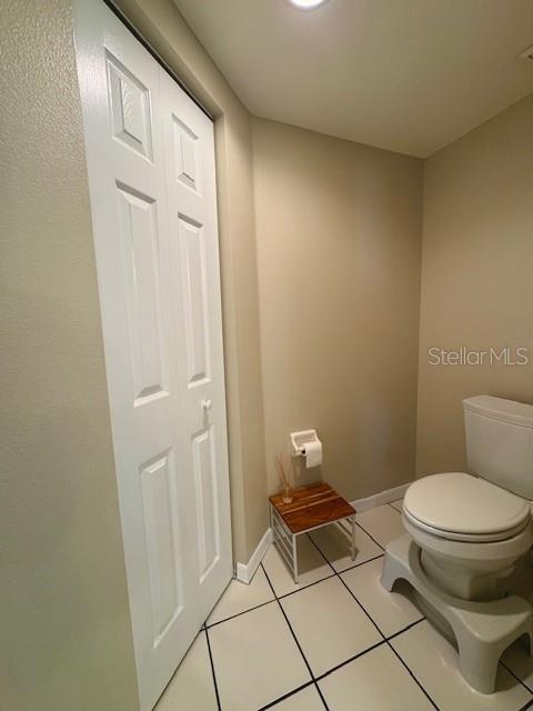 Building Photo - 6251 Shoreline Dr