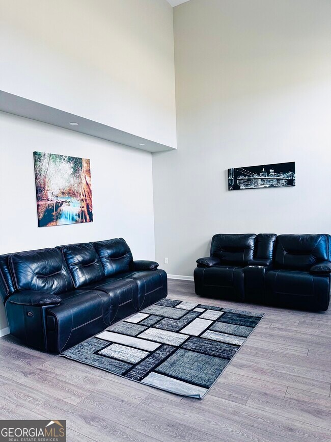 Building Photo - 3415 Sandwedge Ln