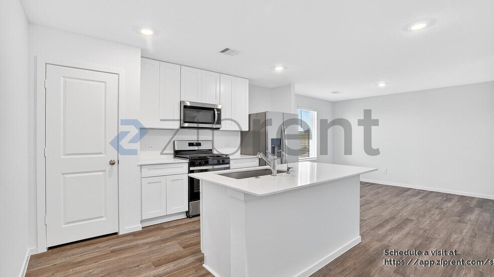 Building Photo - 3104 Nori Shores Dr