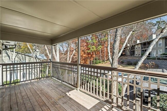 Building Photo - 2901 Lenox Rd NE