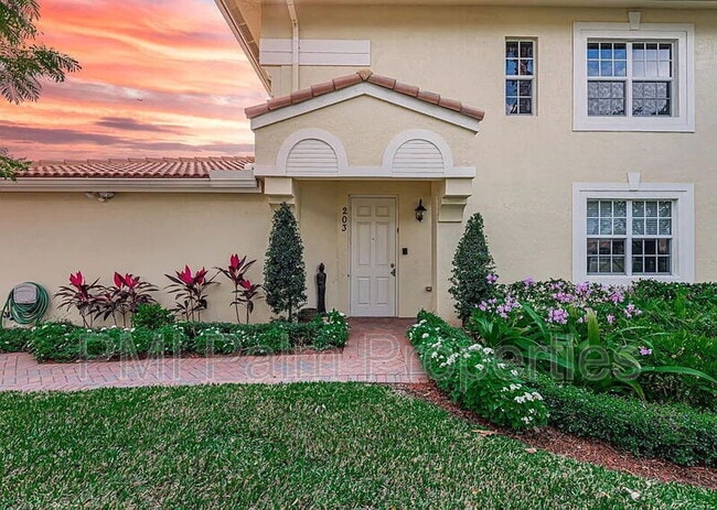 Building Photo - 9773 Bowline Dr