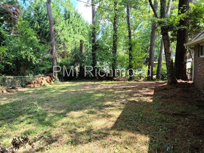 Building Photo - 9604 Stoneridge Ln