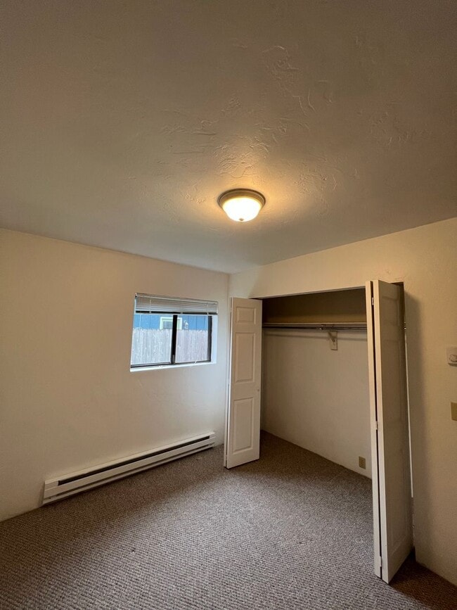 Building Photo - 2 Bedroom in Colllege Hill/Friendly Area