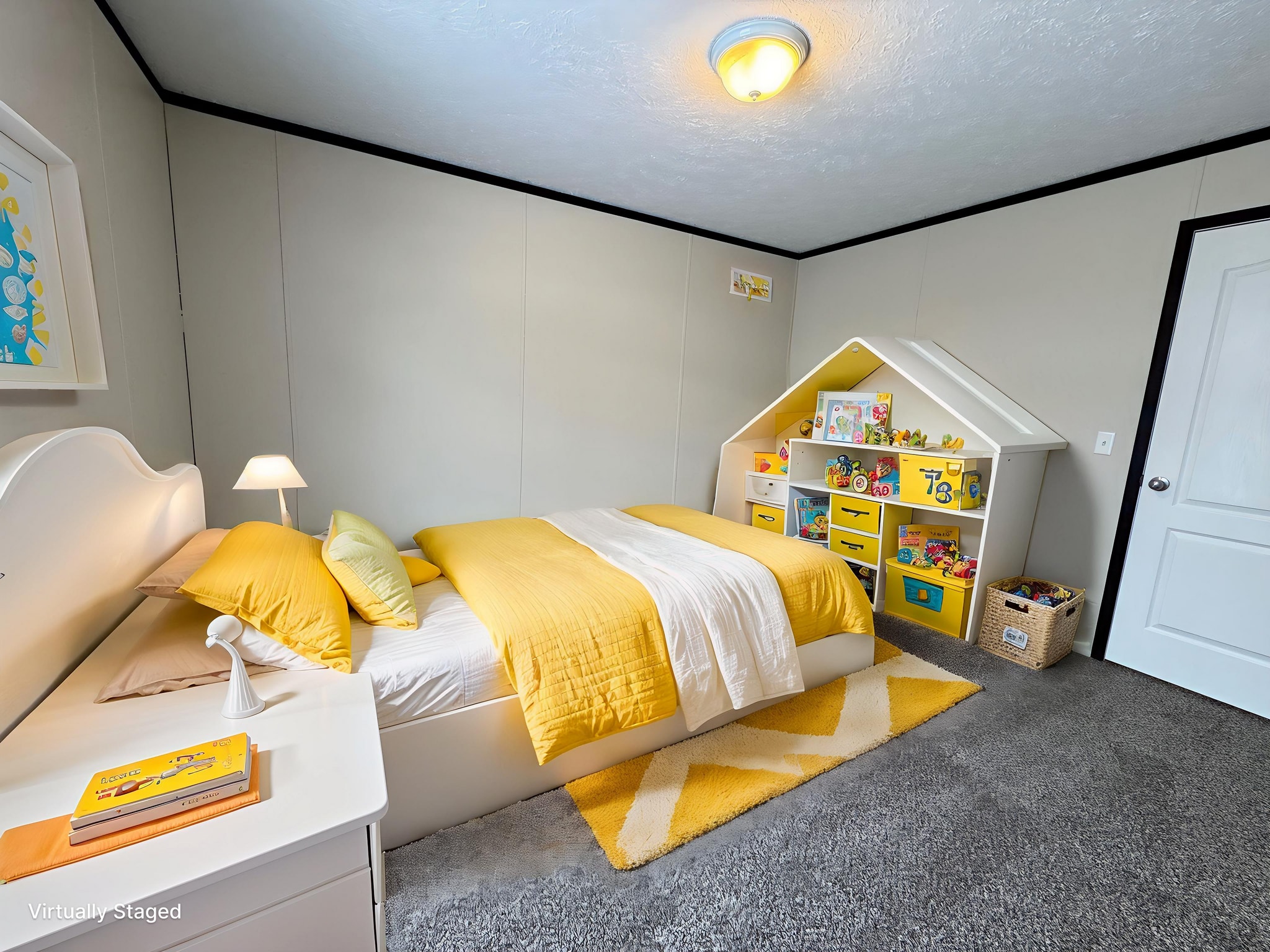 Building Photo - 48583 Pineview Dr