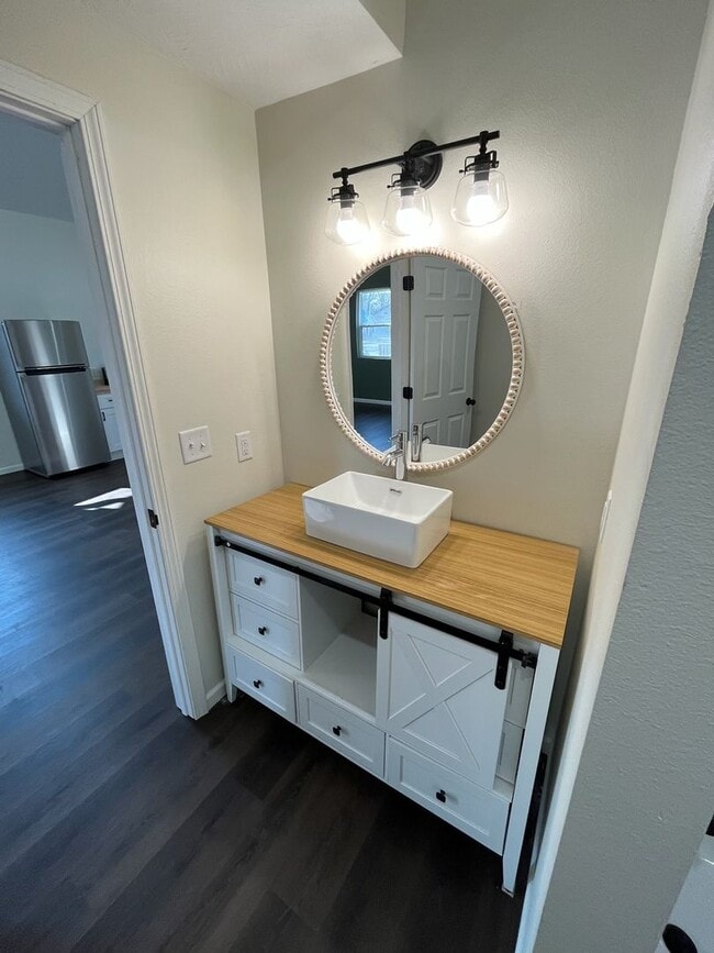 Building Photo - 2+ BEDROOM 1 BATHROOM HOUSE FOR RENT