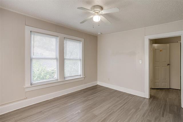 Building Photo - 1411 6th Ave