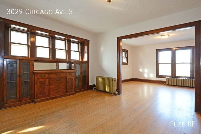 Building Photo - 3029 Chicago Ave