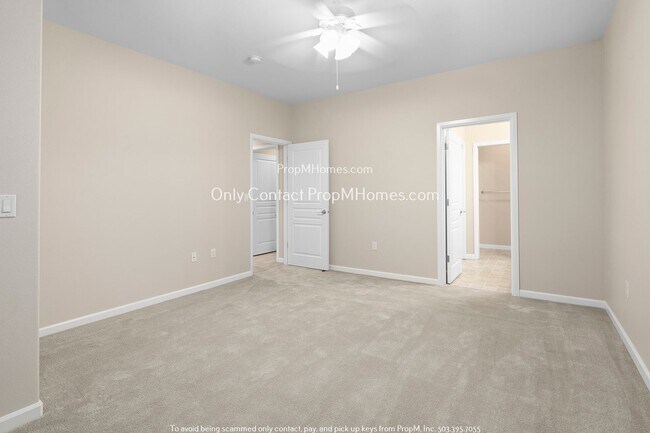 Building Photo - Elegant Condo with Dual Balconies and Spac...