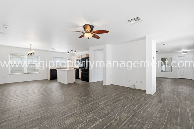 Building Photo - 714 East Michigan Ave