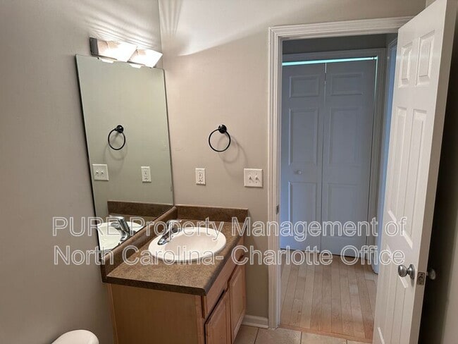 Building Photo - 3911 Picasso Court