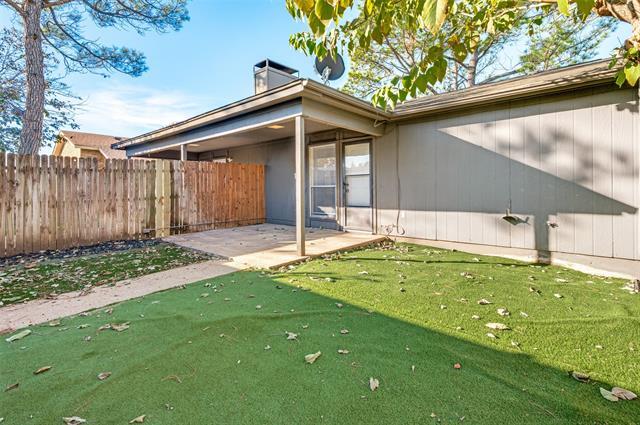 Building Photo - 2733 St George Pl