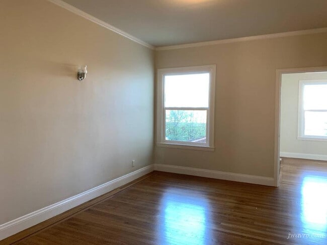 Building Photo - 780 30th Ave