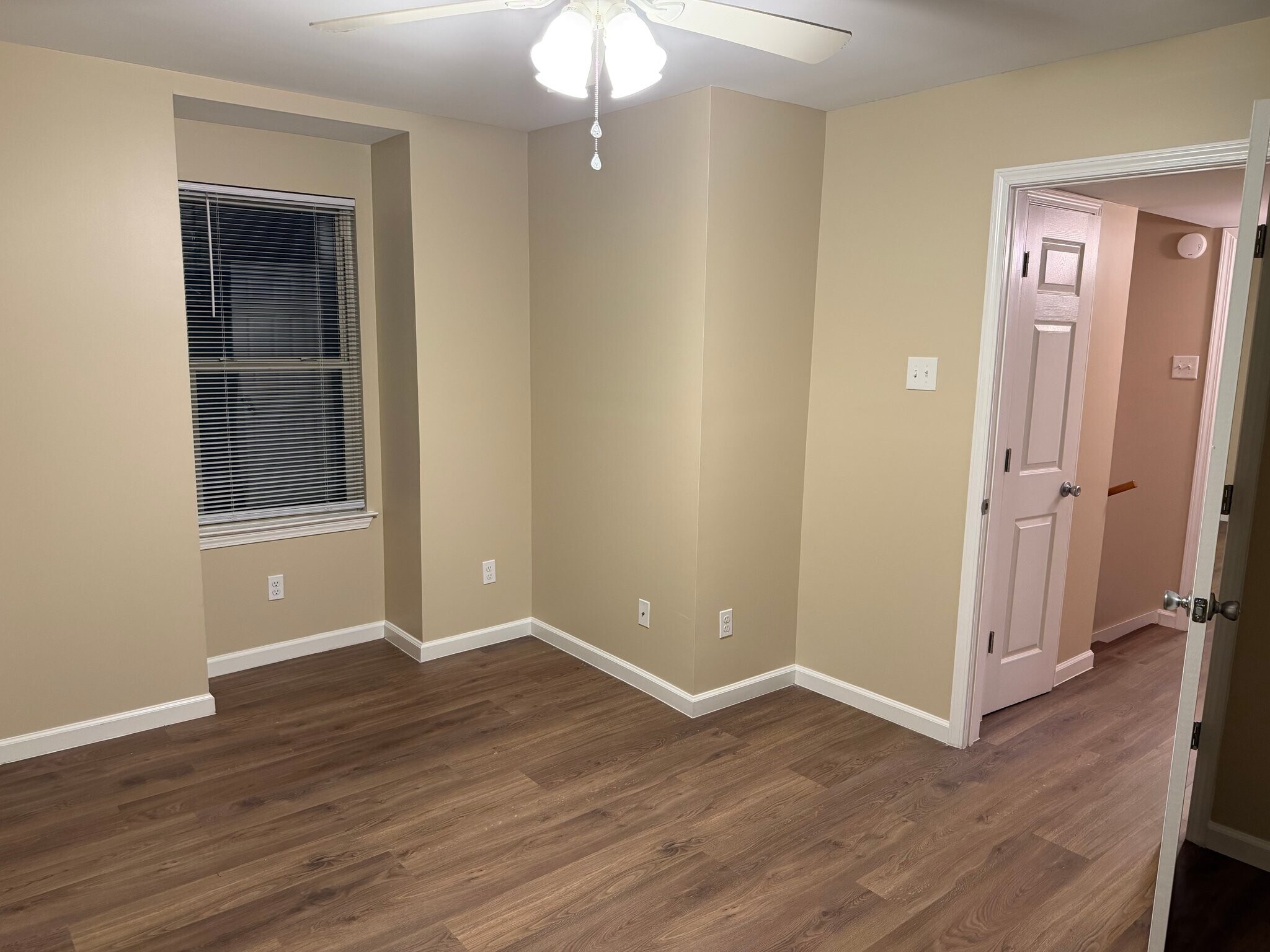 Building Photo - 4832 Finch St