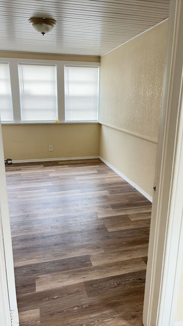 Building Photo - Historic Charm 3 bedroom/ 1 bath Home with bonus room