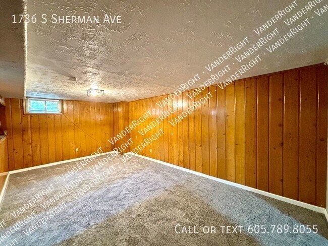 Building Photo - 1736 S Sherman Ave