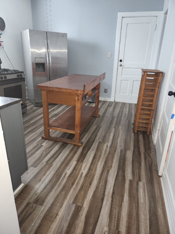 Building Photo - 6352 S Rhodes Ave