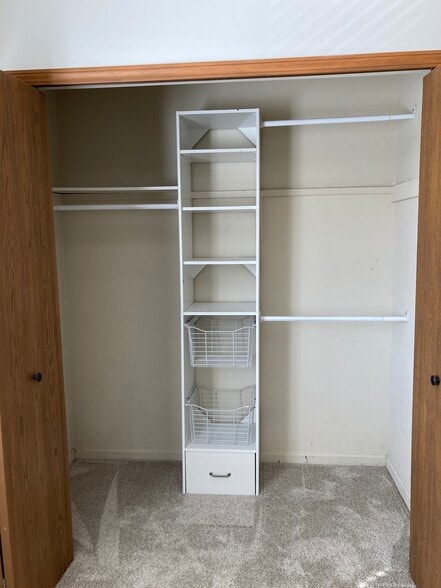 Building Photo - 6155 Porter Rd