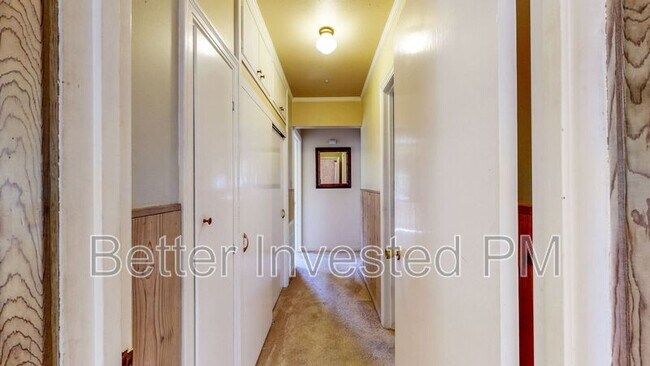 Building Photo - 175 Giorno Ave
