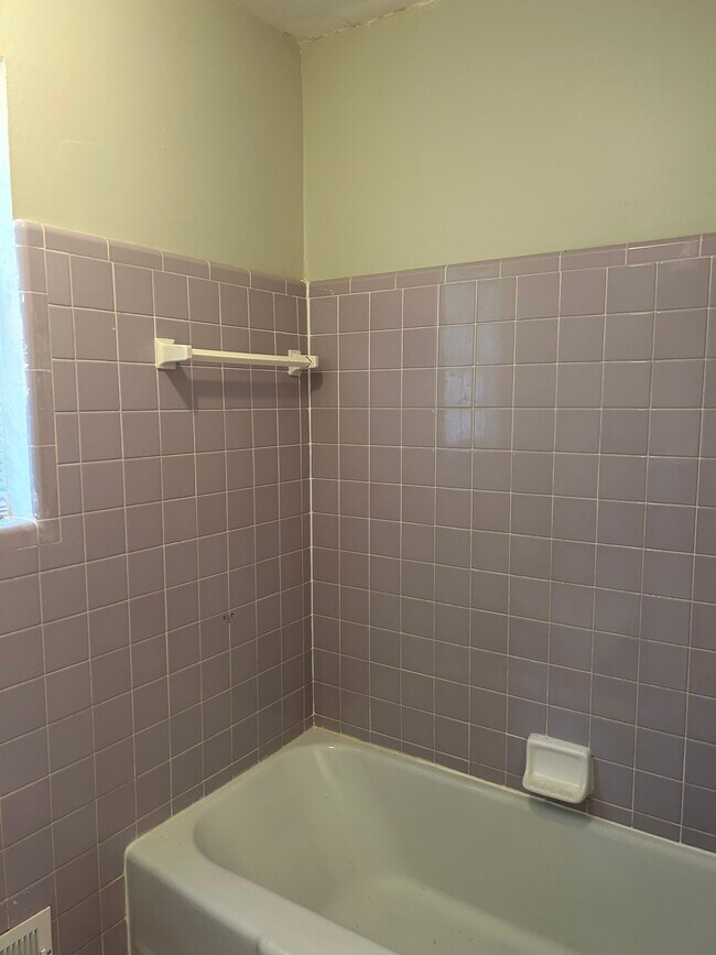 Master Bathroom - 2613 6th St NW
