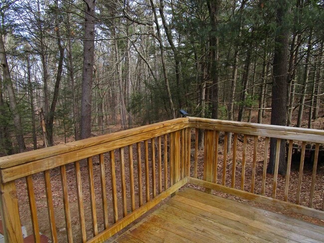 Building Photo - 24 Bobbys Ln