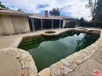 Building Photo - 11665 Babbitt Ave