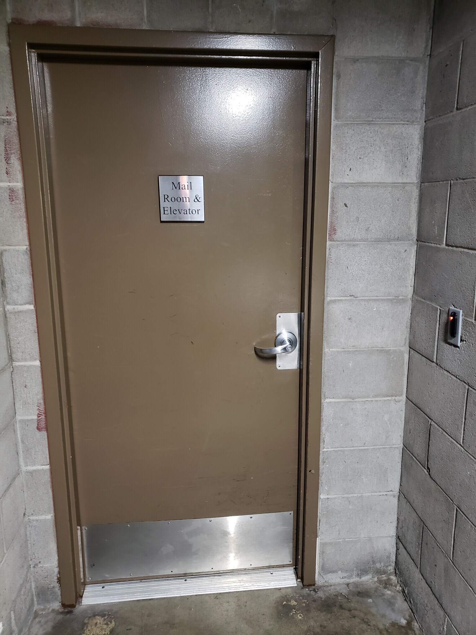 Building Photo - 6400 Christie Ave