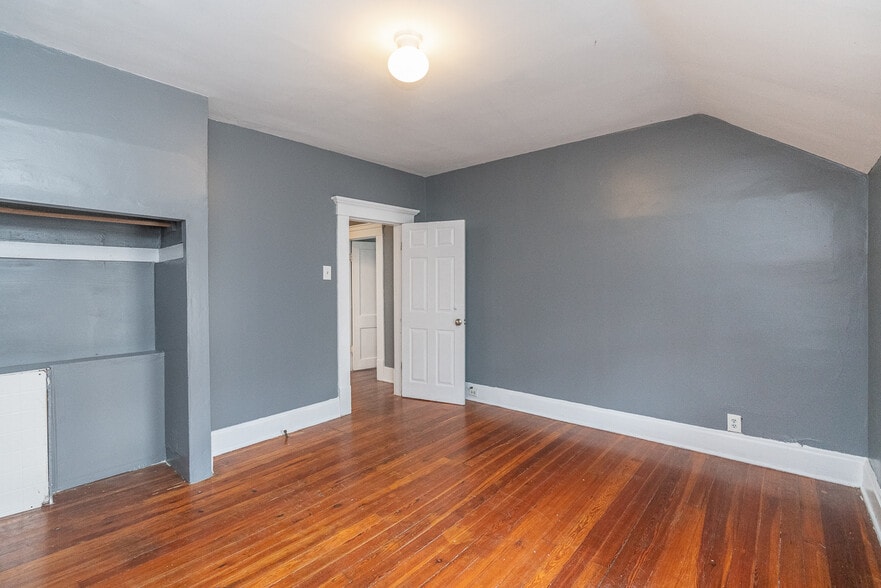 BEDROOM 3 - 2158 Indiana Ave