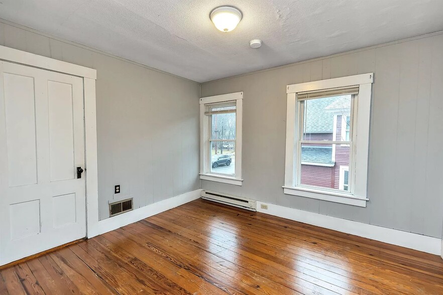 Building Photo - 40 Wilford St