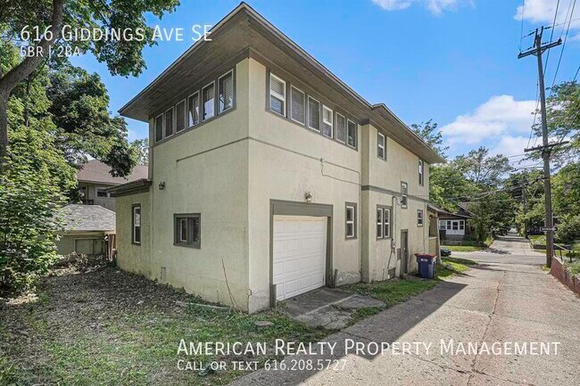 Building Photo - 616 Giddings Ave SE