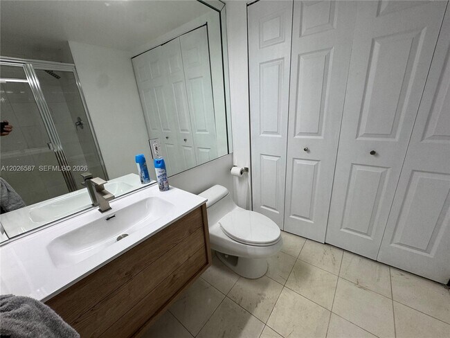 Building Photo - 3530 Mystic Pointe Dr