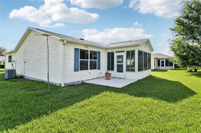 Building Photo - 8544 SE 177th Bartram Loop
